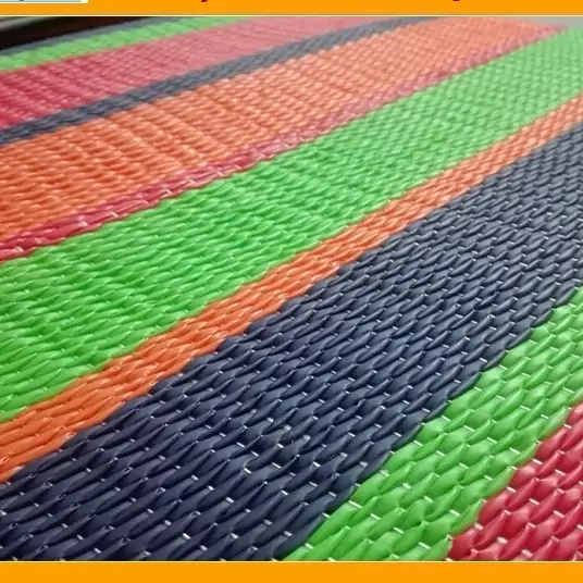 تصویر زیرانداز حصیری ۴ متری مسافرتی رنگین کمانی 